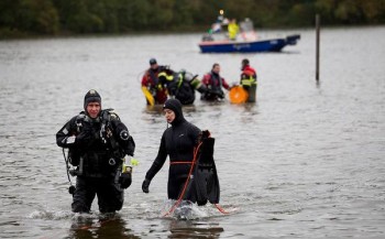 Tamara Lebesque-Franssen - Brandweer zoekt vermiste duikers