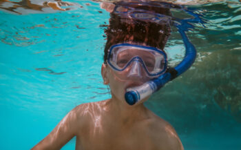 Jongeren duiken onder in onderwaterwereld op Duikvaker