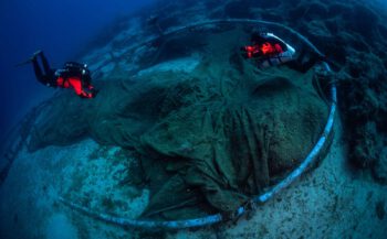 Ghost Diving maakt Griekse zeebodem schoon