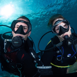 Happy diving together!