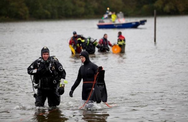 Tamara Lebesque-Franssen - Brandweer zoekt vermiste duikers