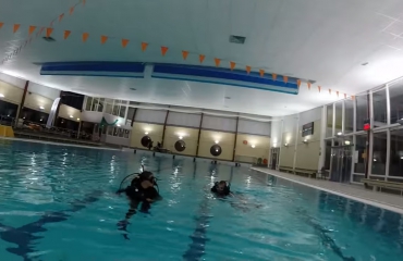 Michael van Dijk - SSI Scuba Skills Update zwembadduik